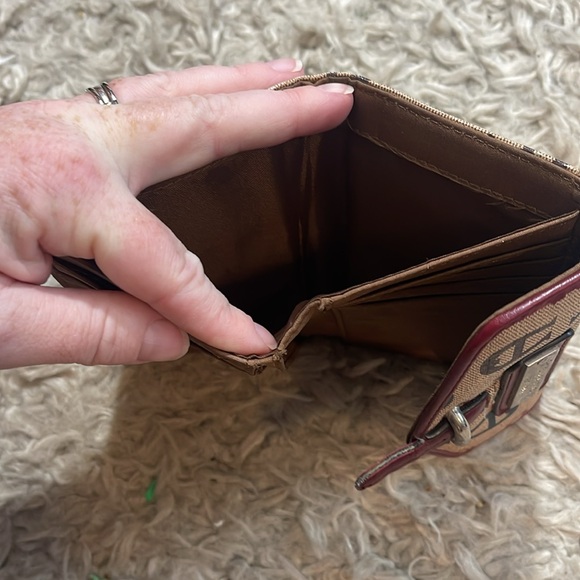 Etienne aigner wallet multi color SEE PICTURES - Picture 5 of 5